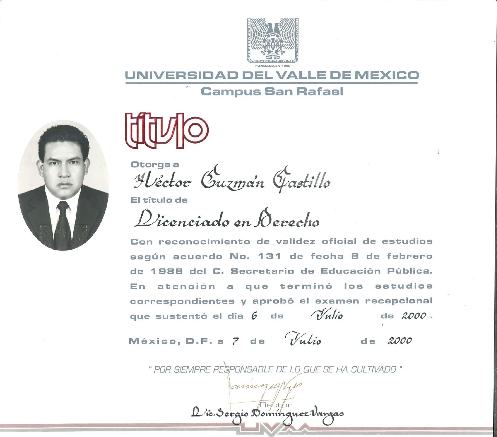 TITULO LICENCIATURA UVM